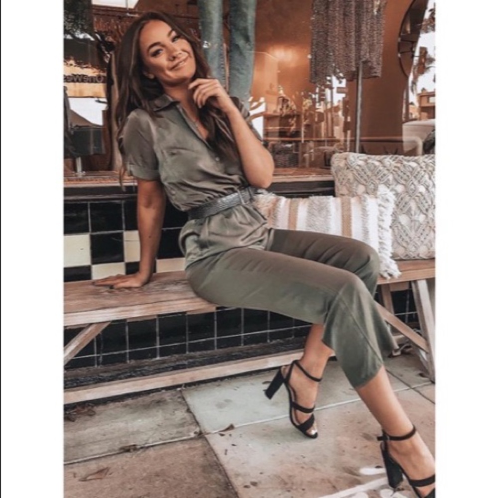 Lulu’s Olive Green Satin Short Sleeve Jumpsuit